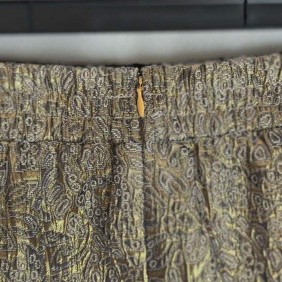 LOFT Ann Taylor Women's Gold Jacquard Lined Skirt Size XS Petite Elastic Waist - Picture 4 of 9